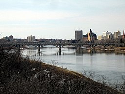 The University Bridge over South Saskatchewan River ved Saskatoon