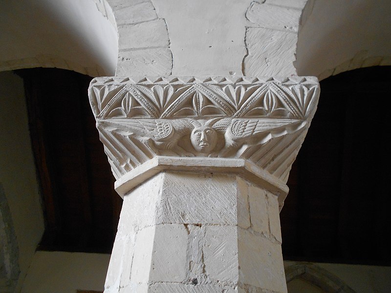 File:St Nicholas' Chapel, Harbledown (capital).jpg