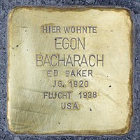 Stumbling stone for Egon Bacharach (1920) in Memmingen.jpg
