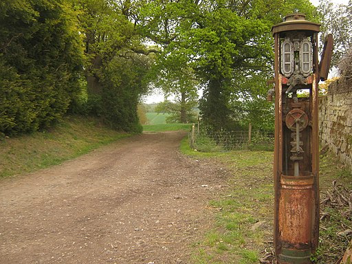 Sussex Border Path near Conghurst Farm - geograph.org.uk - 1855749