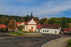 Třebohostice - kaplička.jpg