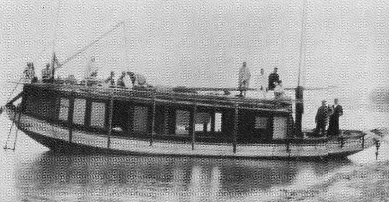 File:Tagore family boat Padma.jpg