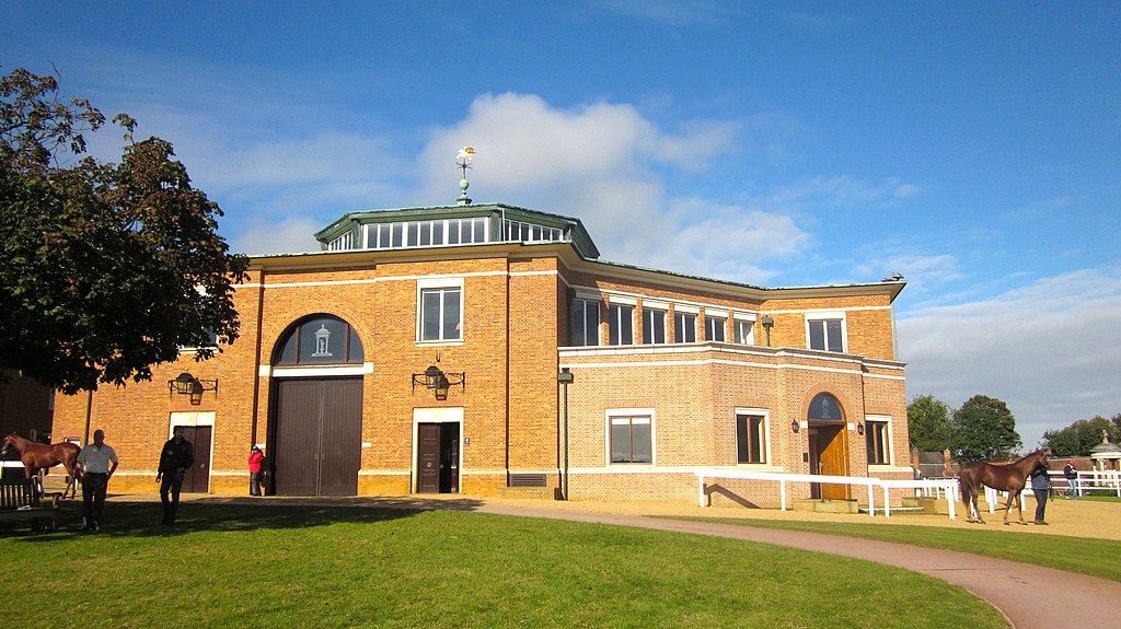 Small picture of Tattersalls courtesy of Wikimedia Commons contributors