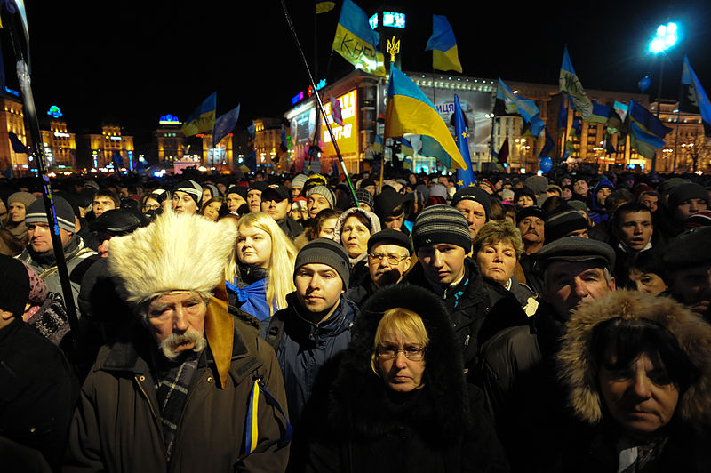 File:Thousands of people are continuing to express their support to european integration at the Maidan. November 29, 2013.jpg