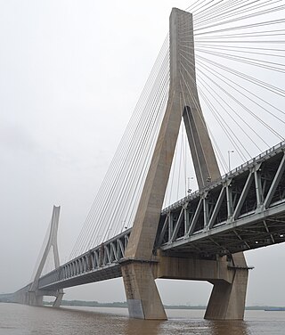 <span class="mw-page-title-main">Tianxingzhou Yangtze River Bridge</span> Bridge in Hubei, China