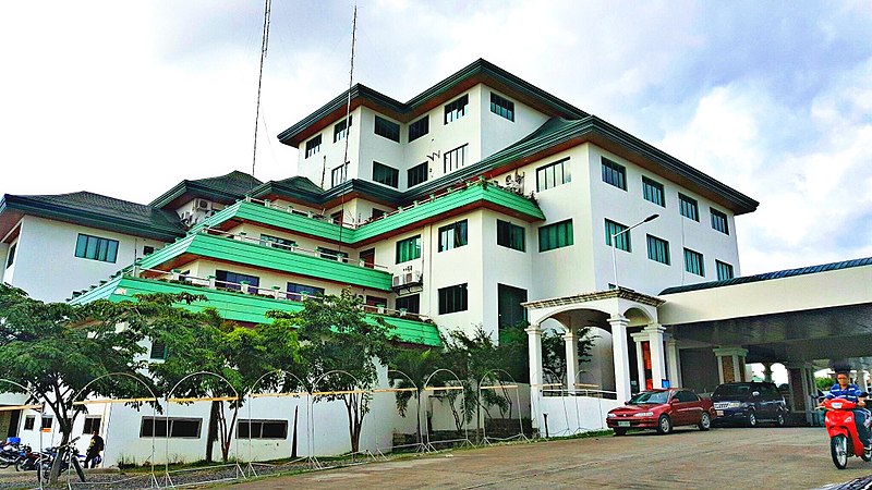 File:Tuguegarao City hall.jpg