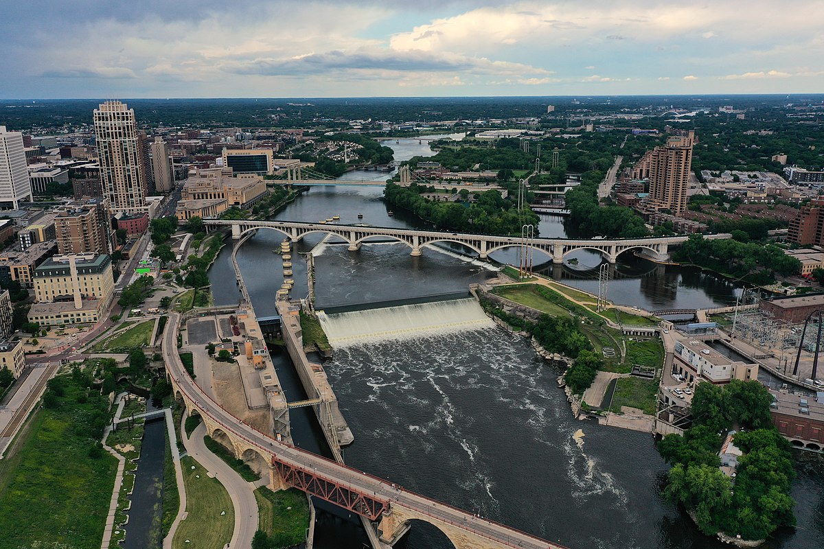 Saint Anthony Falls - Wikipedia