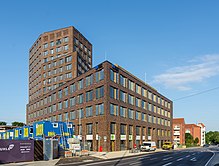 2016 fertiggestelltes neues Büro-Hochhaus am Bahnhof Barmbek