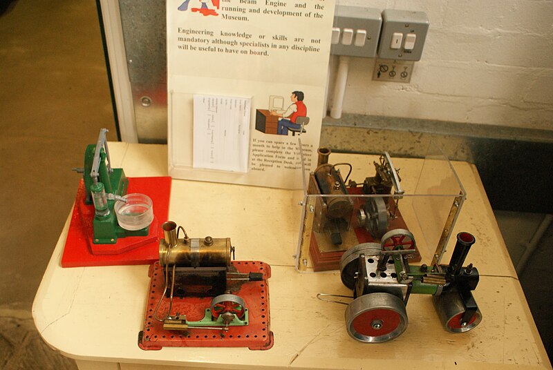 File:View of models of steam engines in the Markfield Beam Engine room - geograph.org.uk - 5125237.jpg