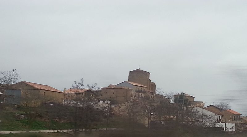 File:Vista de Aberin, Navarra, España 20160131.jpg