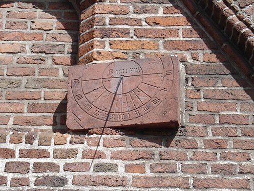 Zonnewijzer Jacobikerk Utrecht.