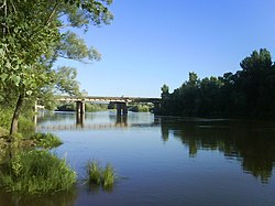 Ponte sul Belaya nella città di Ishimbay