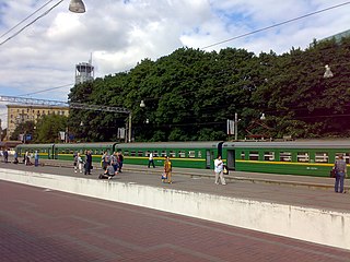 Платформы пригородных поездов, вид с шестой платформы