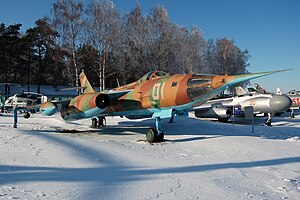 Яковлев Як-28, Минск - Боровая RP16816.jpg
