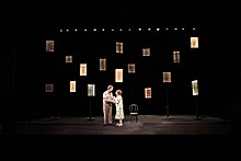 ליא קניג ואבי קושניר בהפקת המחזה ב"הבימה" (2010)