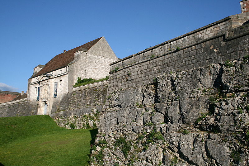 File:0 Besançon - Front Saint-Etienne - Citadelle (1).JPG