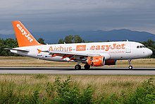 Sonderlackierung des 100. Airbus der easyJet