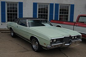 1971 Ford LTD 2-door Hardtop.jpg