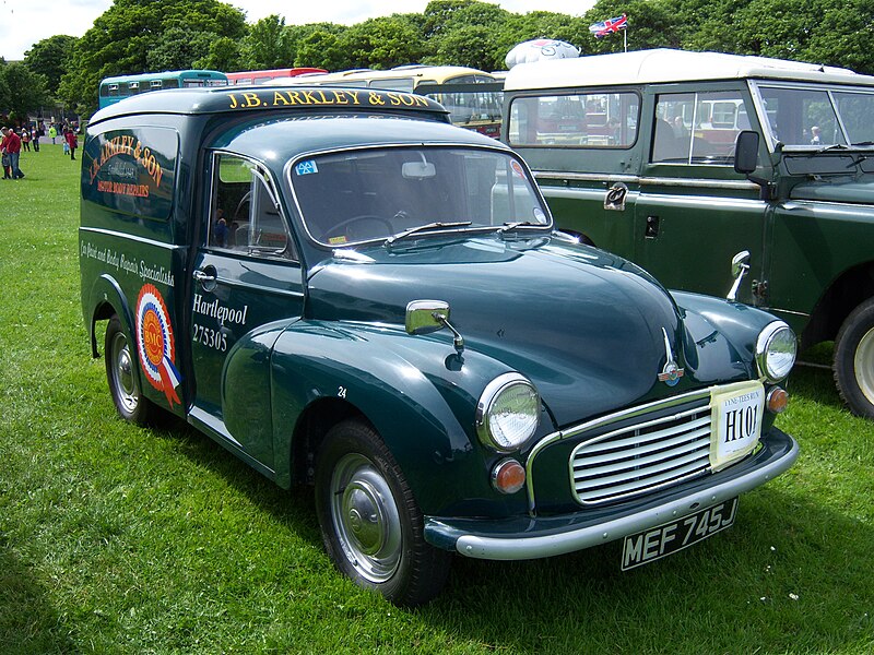 File:1971 Morris LCV Minor (MEF 745F) panel van, 2012 HCVS Tyne-Tees Run.jpg