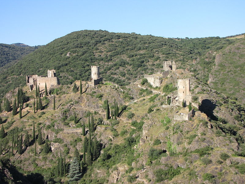 File:2013-08-18T18-01-40 Châteaux de Lastours 52.jpg