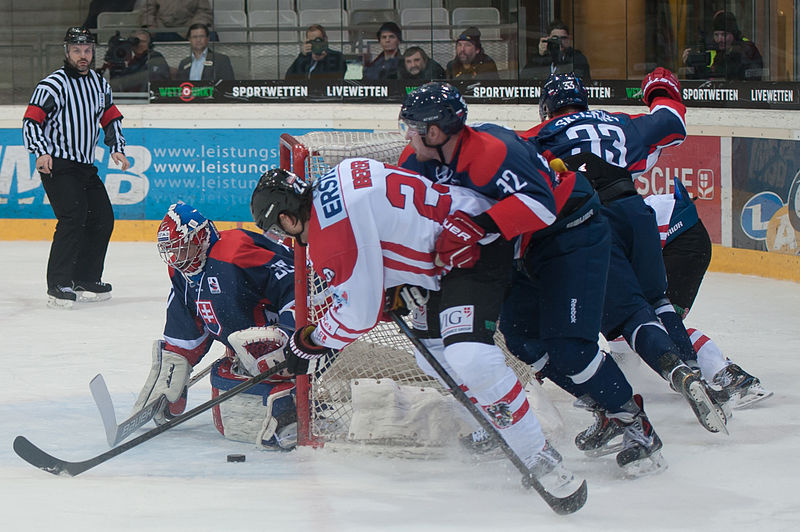 File:20150207 1912 Ice Hockey AUT SVK 0124.jpg