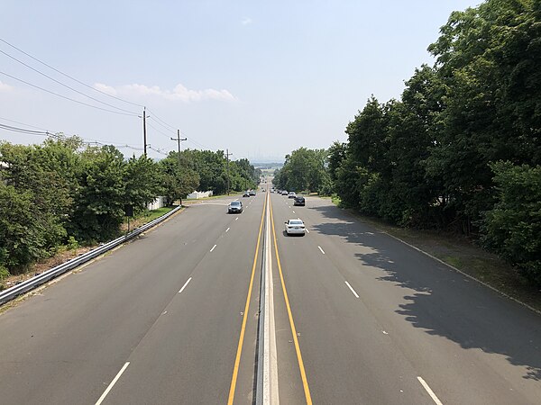 View east along U.S. Route 46 in Hasbrouck Heights