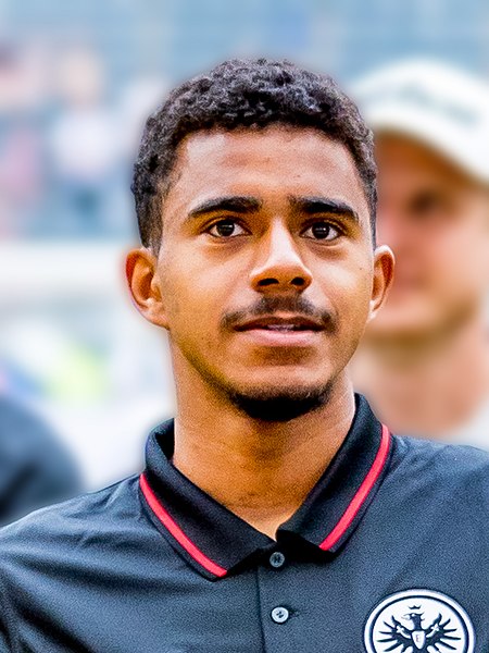 File:2022128173650 2022-05-08 Fussball Eintracht Frankfurt vs Borussia Mönchengladbach - Sven - 1D X MK II - 0682 - AK8I7417 (Ansgar Knauff cropped).jpg