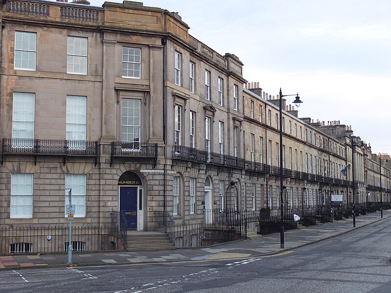 File:6 MELVILLE CRESCENT AND 1-43 MELVILLE STREET.JPG