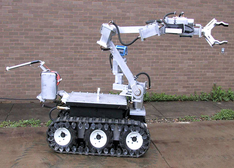 File:ANDROS WolverineV2 Borehole Robot.jpg