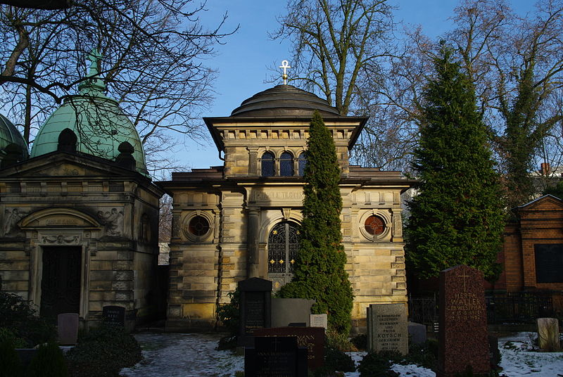 File:A schoeneberg alter friedhof millionenbauer2 17.01.2009 14-59-34.jpg