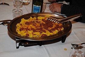 Image illustrative de l’article Pappardelle sul cinghiale