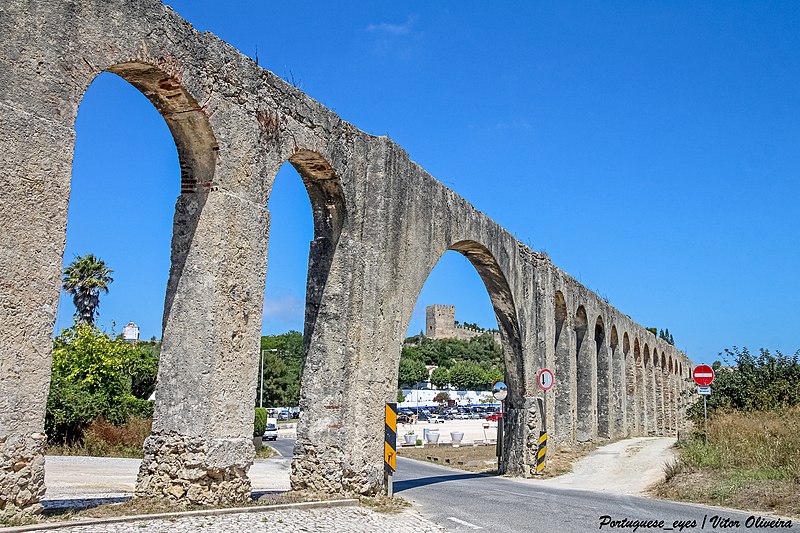 File:Aqueduto de Óbidos - Portugal (51529615872).jpg