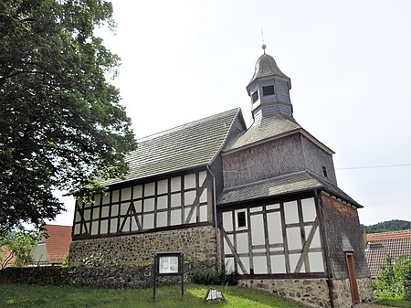 Armsfeld, Kirche