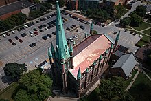 Asumsi Gereja Windsor Eksterior Aerial.jpg