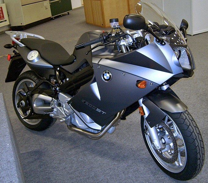 File:BMW F800ST 2008AutoTronicsTaipei-McycleTaiwan cropped.jpg