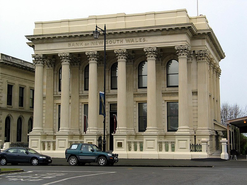 File:Bank of New South Wales Oamaru 2.jpg