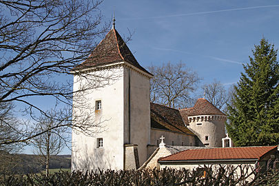 Château côté village.