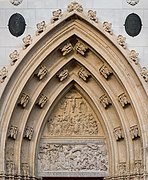 Basilika Mariazell Hauptportal Tympanon 01.jpg