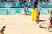 Deutsch: Beachvolleyball bei den Olympischen Jugendspielen 2018; Tag 9, 15. Oktober 2018; Mädchen, Viertelfinale: Italien-China 2–0 (21–16/21–9) English: Beach volleyball at the 2018 Summer Youth Olympics at 15 October 2018 – Girls Quarterfinals: Italy-China 2–0 (21–16/21–9)