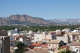 Vista de Bigastro en primer plano y de la Vega Baja del Segura