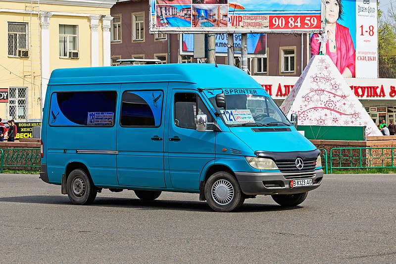 File:Bishkek 03-2016 img47 minibus at Chuy Prospekt.jpg