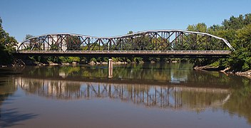 Broadway Bridge MN 99.jpg