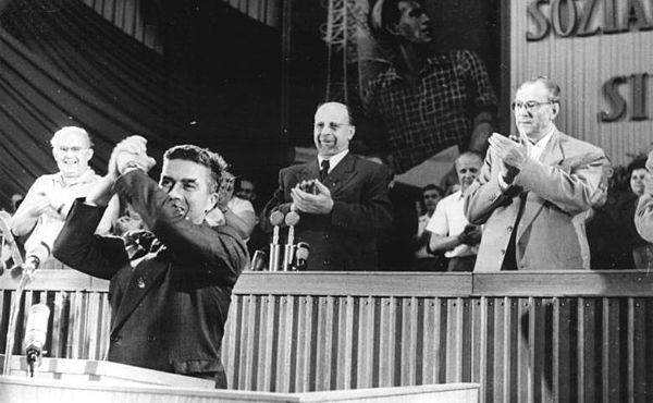 William Alexander, representing to Politburo of the CPGB receives applause from the Presidium of the Fifth Congress of the Socialist Unity Party of Ge