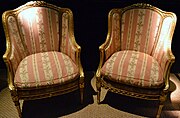 Deux fauteuils Louis XV