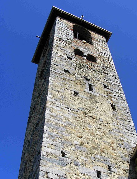 Parish church's tower Campanile callabiana.jpg