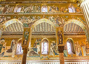 Fascia inferiore dei mosaici della parete nord della navata.
