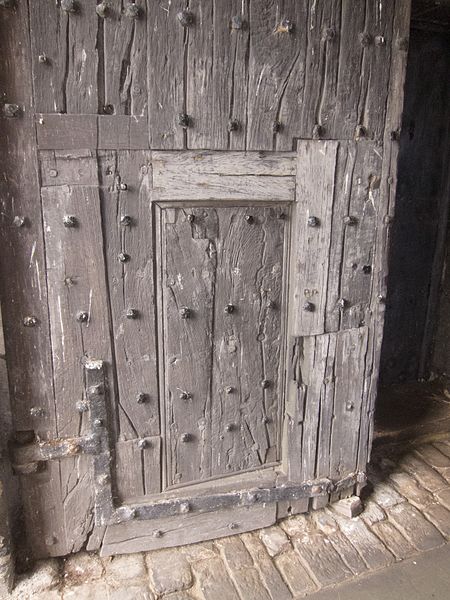 File:Castle door within a door (27272498416).jpg