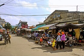 Chợ thị trấn Tri Tôn.jpg