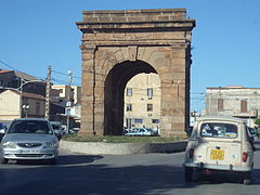 L'Arc du triomphe.