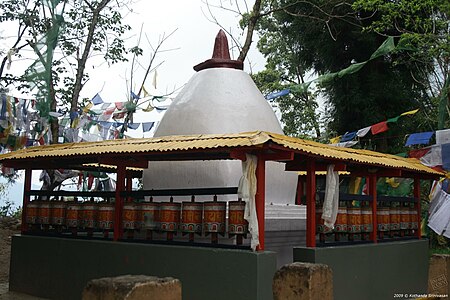 Chorten in Enchey Gompa in Gangtok.jpg